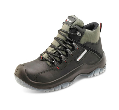 Traxion Boot Black